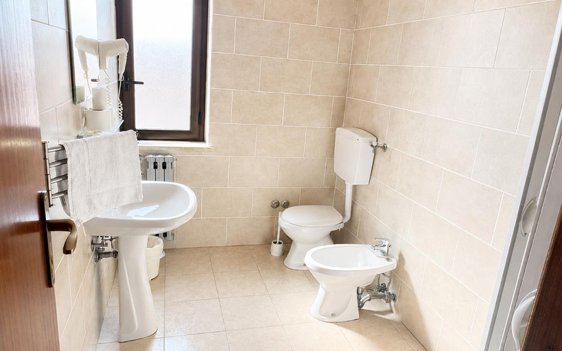 Bathroom, Hotel Residence Turium, Cosenza