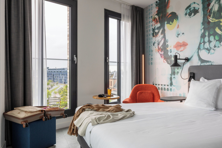 Bedroom 4, ibis Styles Delft City Centre, Delft