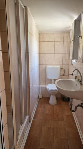 Bathroom 2, Napsugar Resort, Siófok