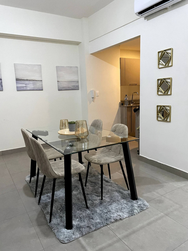 Dining room, Luxury Santo Domingo Tower Condo, Distrito Nacional