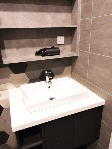 Bathroom 4, KLCC SkyTowerStayCation AT Ceylonz Suites By HAPYHOME, Kuala Lumpur