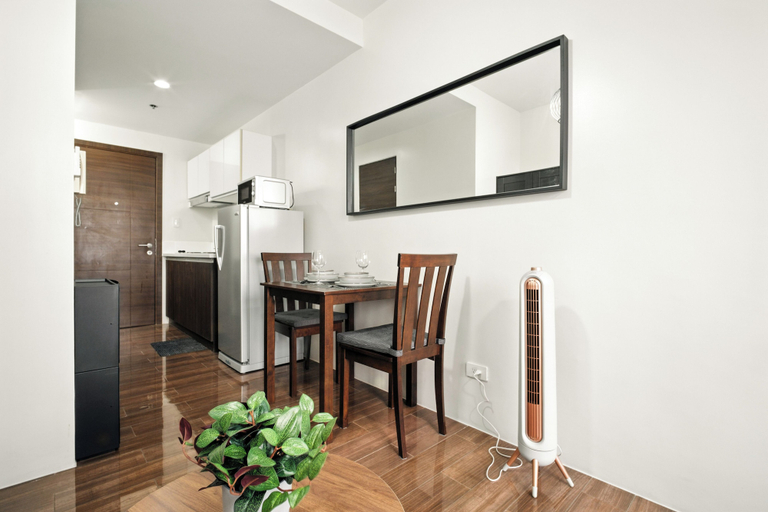 Living room 3, Room-makati Penthouse Studio With City V, Makati City