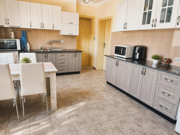 Others 4, ApartmentDanny, Hisar