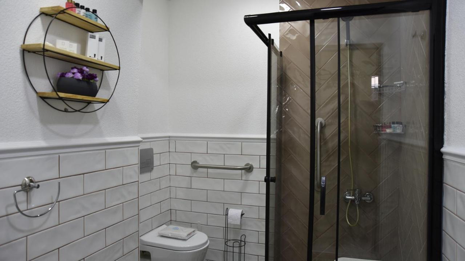 Bathroom 3, Blue Mosque Suites 2 - Old City Sultanahmet, Fatih