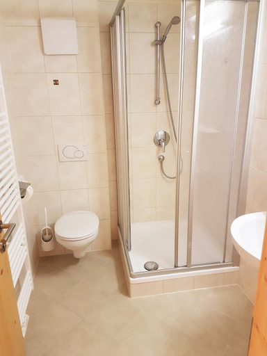 Bathroom, Gasthof Hochsteg, Schwaz