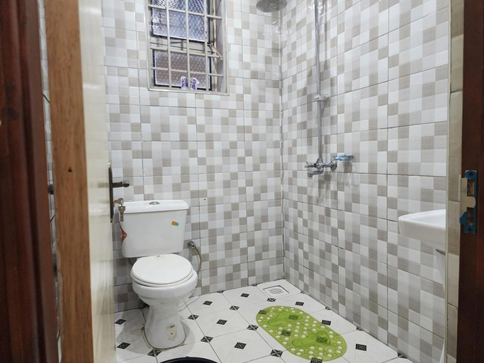 Bathroom 4, Del Cielo Serviced Apartments, Entebbe
