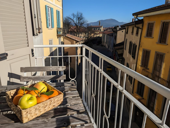 Others 4, Papavero 70, Bergamo