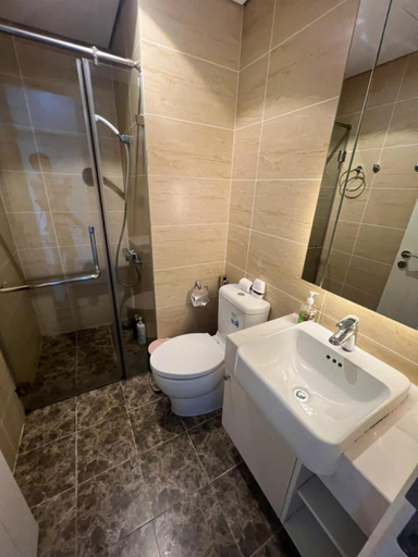 Bathroom 2, Vinhomes D'Capitale Luxury Apartment Hanoi - Hachi Homes, Cầu Giấy