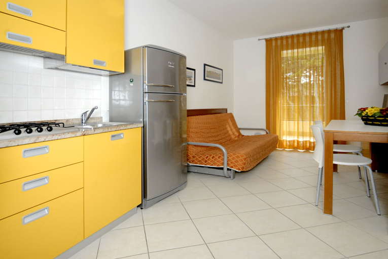 Room 4, Luminous Flat With Shared Garden Next to the sea, Venezia