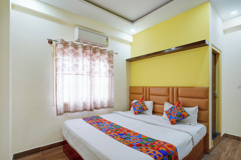 Room 4, Via Utsav Grand Inn - RR Nagar, Bangalore