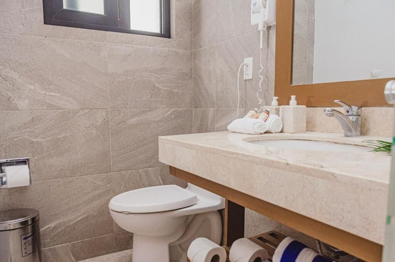 Bathroom 3, Grand Fifty by Riviera Maya Suites, Cozumel