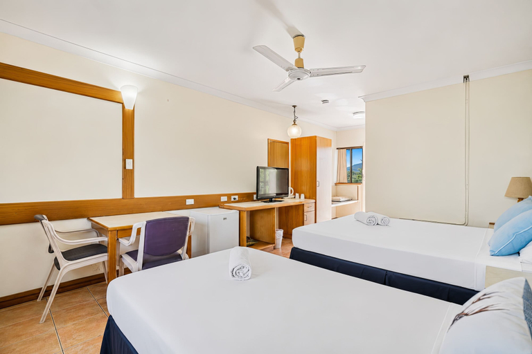 Room 4, The Reef Motel, Cairns