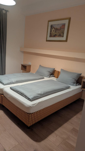 4, Hotel Zachskorn UG, Dachau