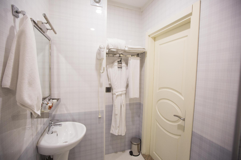 Bathroom 3, City Apartments Hotel Baku, Baku