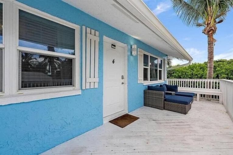 Property grounds 5, Sunrise Views & Beach Access | BBQ + Free Parking, Saint Lucie