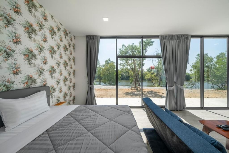 Others 3, Pran Riverside, Pran Buri