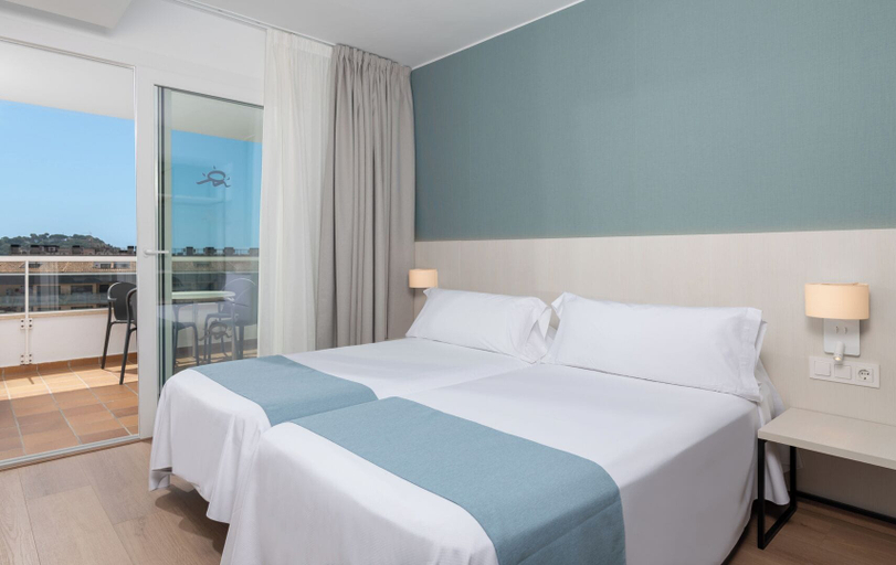 Bedroom 4, Costa Encantada Suites & Resort, Girona