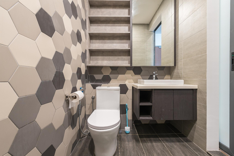Bathroom 4, KLCC SkyTowerStayCation AT Ceylonz Suites By HAPYHOME, Kuala Lumpur