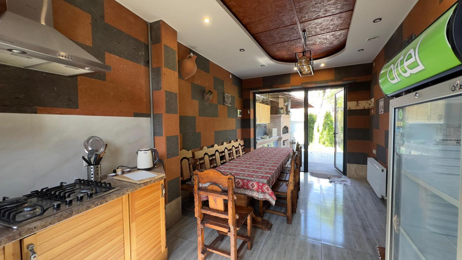 Others 5, Villa with Private Pool, Yerevan