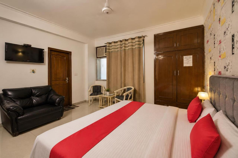 Bedroom 3, Silver Leaf Noida Hotel, Gautam Buddha Nagar
