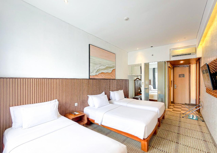 bedroom 12