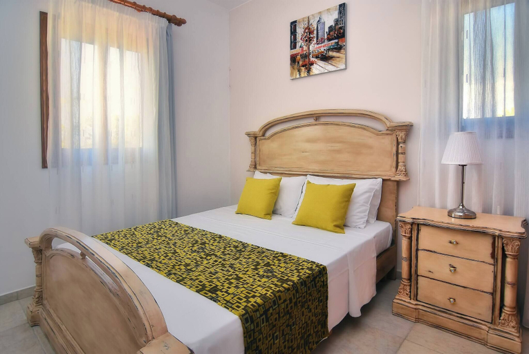 Others 4, Impressive Large Villa Huge Heated Pool Garden