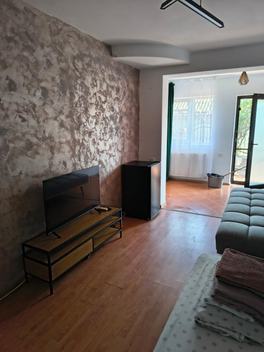 Others 4, Casa Cristina Corbu, Corbu