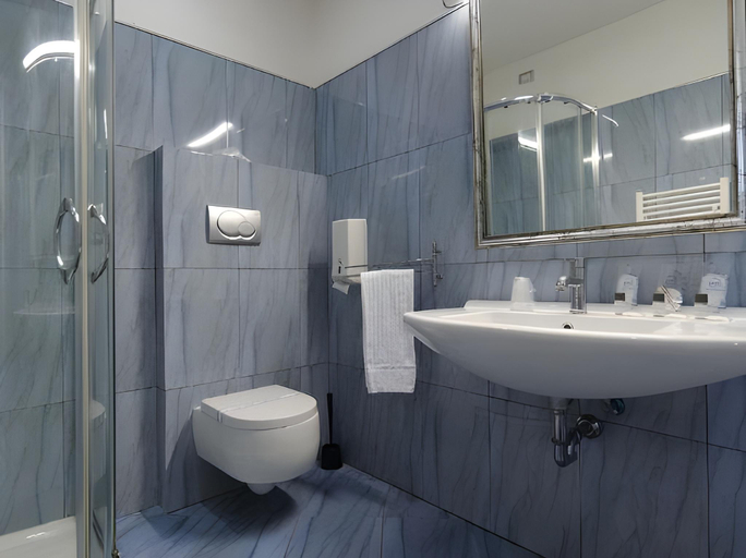 Bathroom 4, Hotel Relax Roma Nord, Rome
