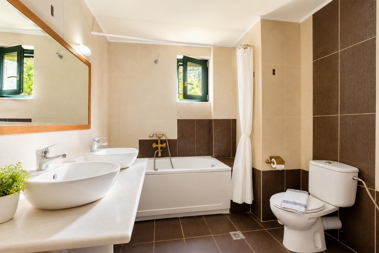 Bathroom, Villa Dimitrios, Crete