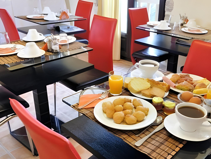 Food & Drinks 4, Prasino - Galazio, Thessaly
