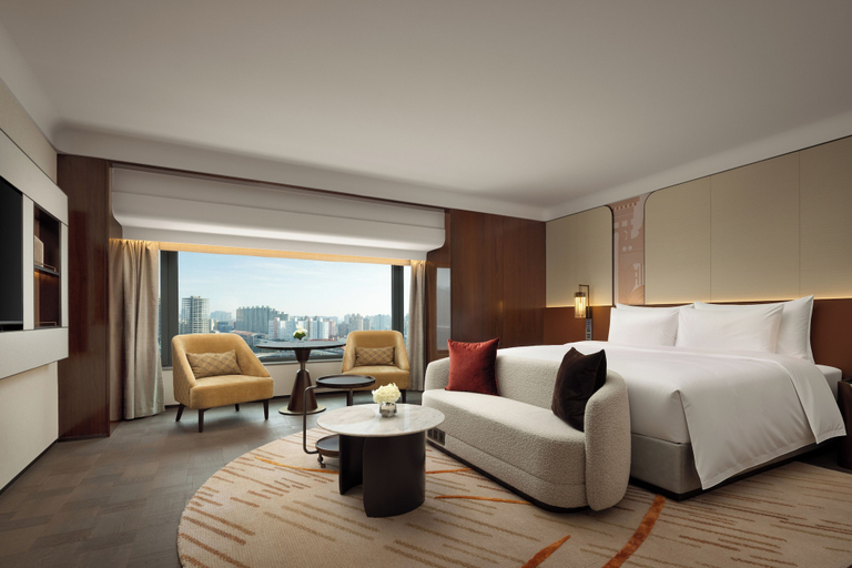 Bedroom 1, Hua Ting Hotel And Towers, Shanghai