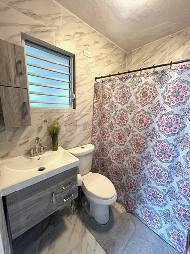 Others 2, Zen 2br Near Beaches And Attractions