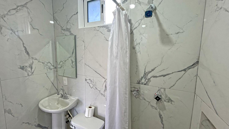 Bathroom 2, HOTEL REAL UCUM, Othón P. Blanco