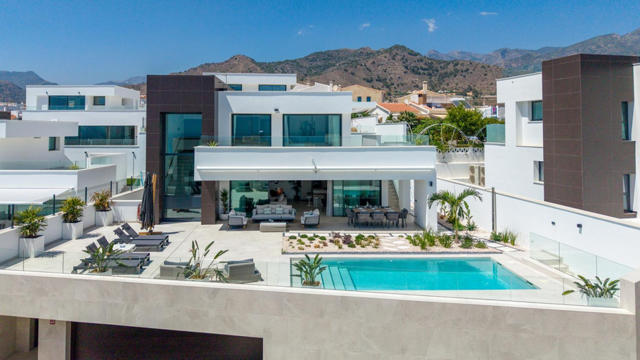 Exterior view 2, Villa Azahar, Málaga