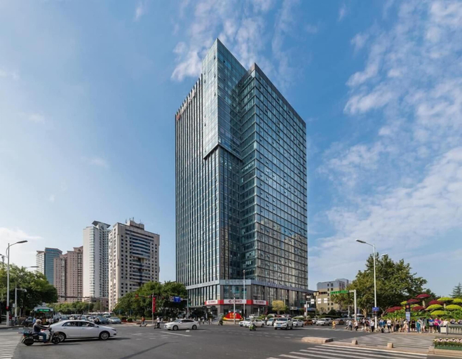 Exterior, Crystal Hotel Qingdao MixC Shandong Road, Qingdao
