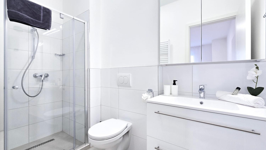 Bathroom 3, Central Vibe Apartments at Vaci Street, Budapesti