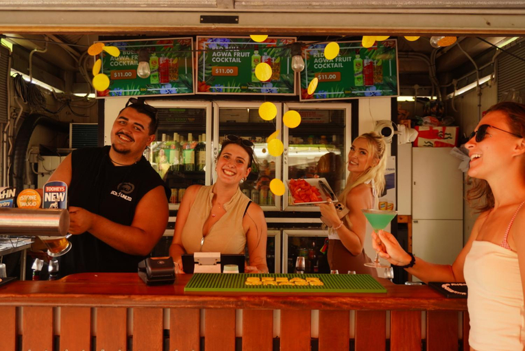 Food & Drinks 4, MOM – Darwin YHA, Darwin