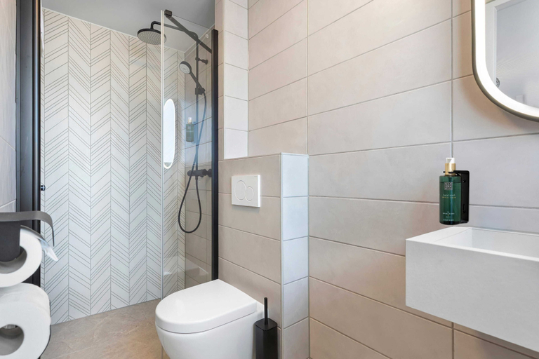 Bathroom 4, Dutch Design Hotel Vondelpark, Amsterdam