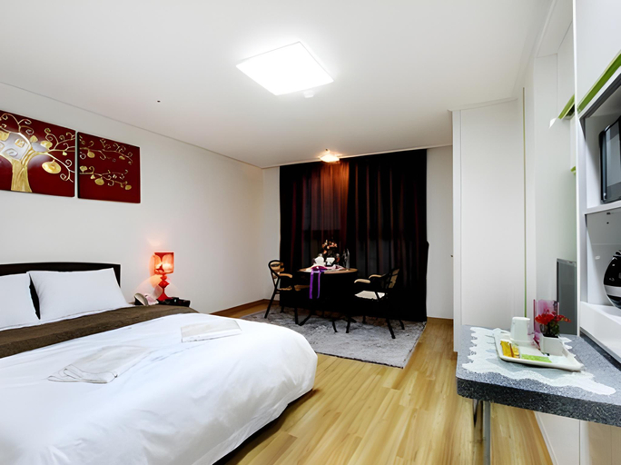 Bedroom 2, PyeongTaek Port Co'op Stay, Pyeongtaek