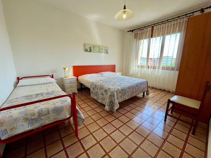 Bedroom 3, Spacious Apartment Near the Beach, Venezia