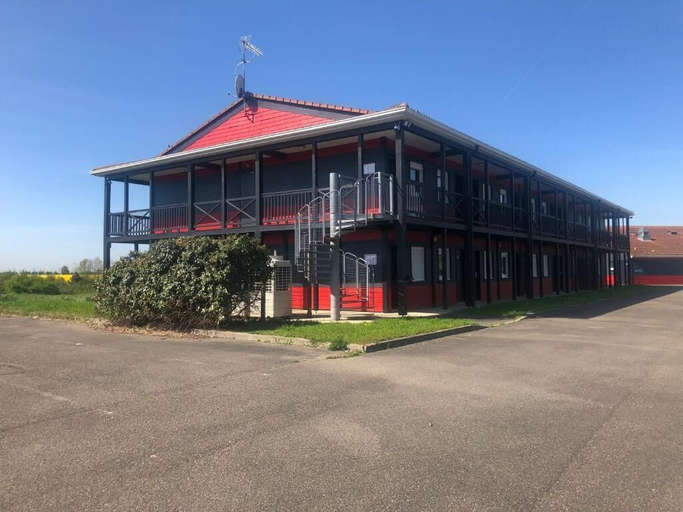 Exterior & Views 2, Enzo Hotels Chartres Mainvilliers, Eure-et-Loir