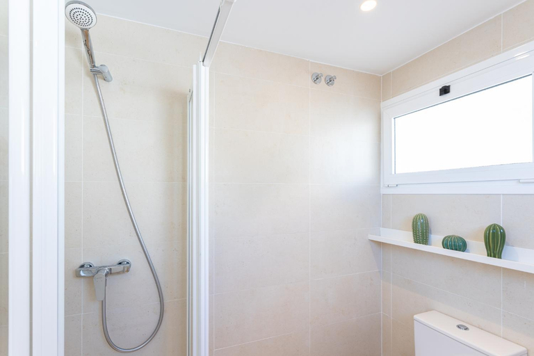 Bathroom 4, Higueron Rental Playa Carvajal - Managed by Higueron Resort, Málaga