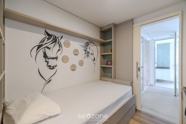 Room, Beautiful Apart w/ Balcony 500m From Beach Nng0102, Florianopolis