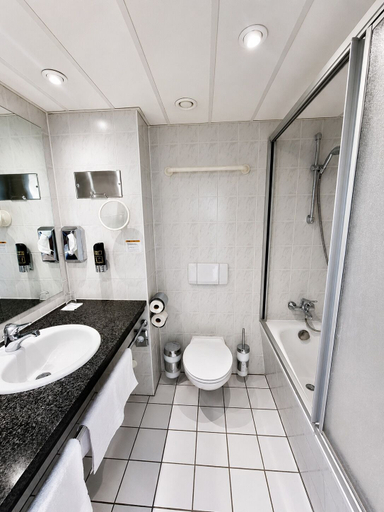 Bathroom 4, Quick Hotel Dresden 24H Self Check-in, Sächsische Schweiz-Osterzgebirge
