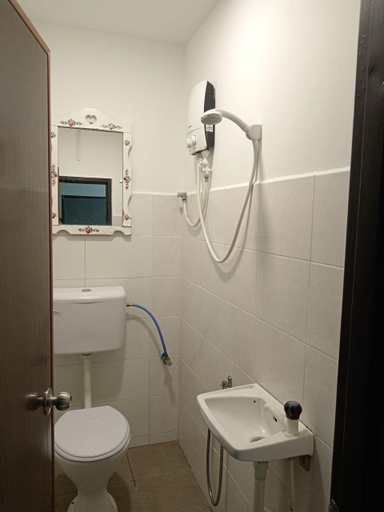 Bathroom 4, Hotel Seri Intan Tampin, Tampin