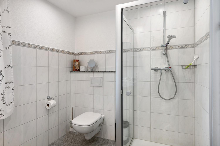 Bathroom 3, Ferienwohnung Atelier, Lörrach