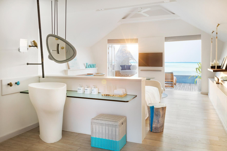 Bathroom 5, LUX* South Ari Atoll