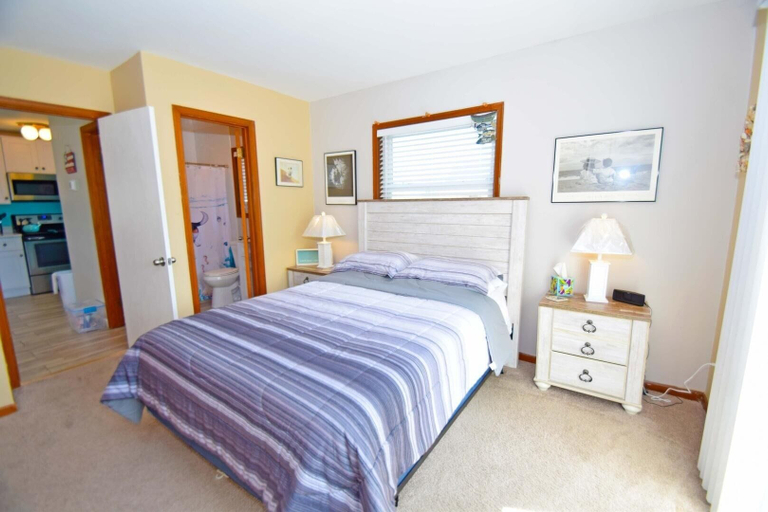 Room 4, Ocean Pines-harborview Drive 17 3 Bedroom Home, Worcester
