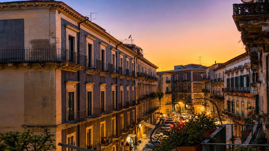 Exterior & Views 2, Casa D'aria, Catania