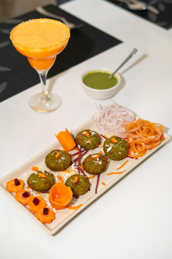 Food & Drinks 5, Hotel Elinor By Dazzling Hotels & Resorts, Agra